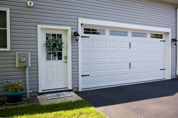 24/7 Emergency Garage Door Panel Replacement experts in Penn Valley, CA